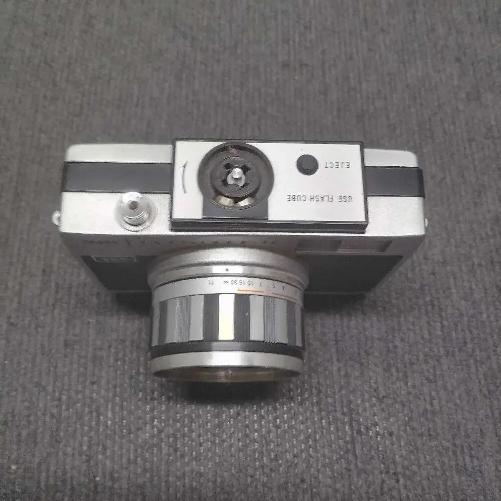 Sears EASI-LOAD FC 600 Camera 126 Film Vintage 1970s Retro Photo